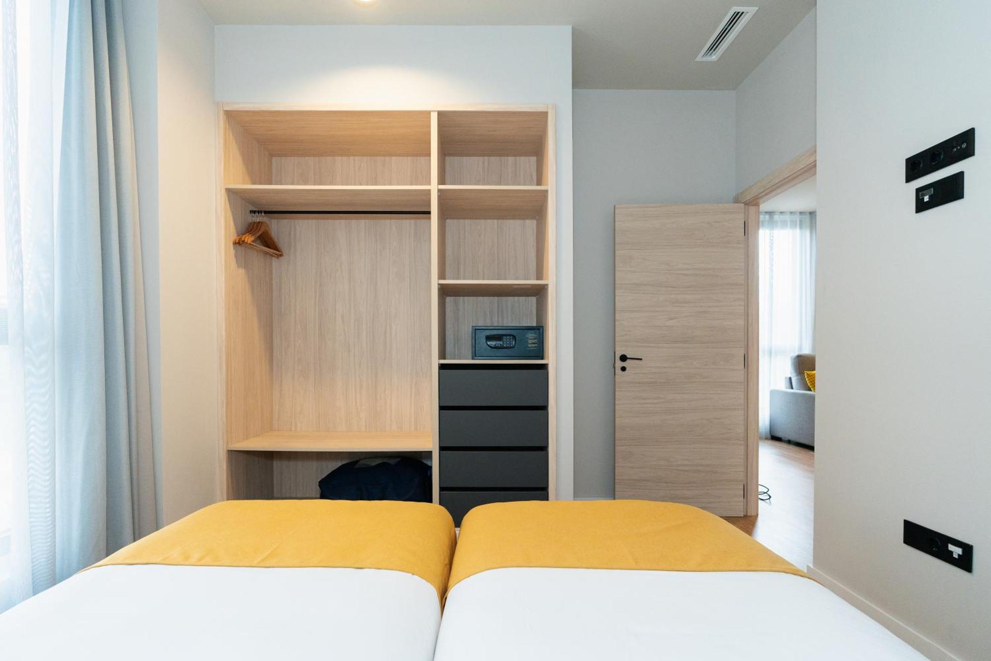 Dorm4You Arena 2 Валенсия Экстерьер фото